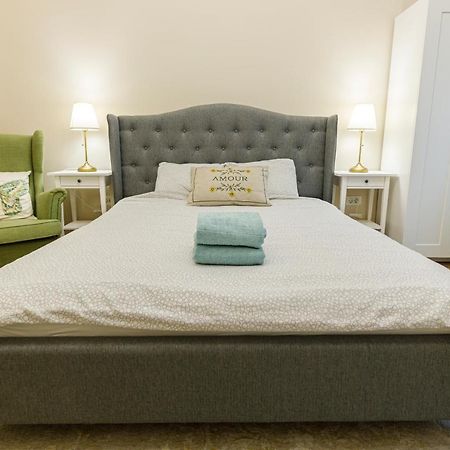 Beautiful Apartment In Heart Of Historical Center Timişoara Exterior foto