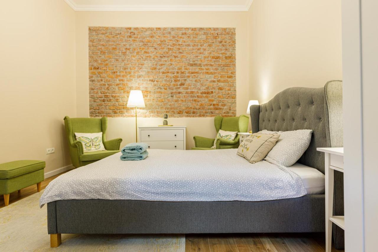 Beautiful Apartment In Heart Of Historical Center Timişoara Exterior foto